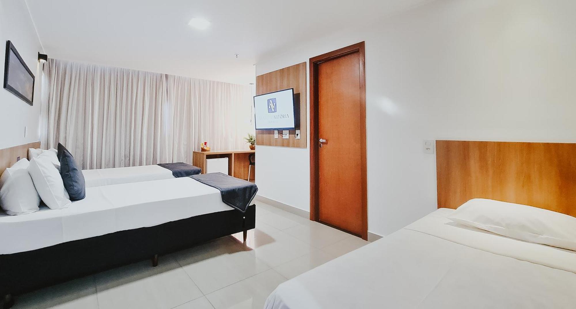 Alameda Vitoria Hotel Esterno foto