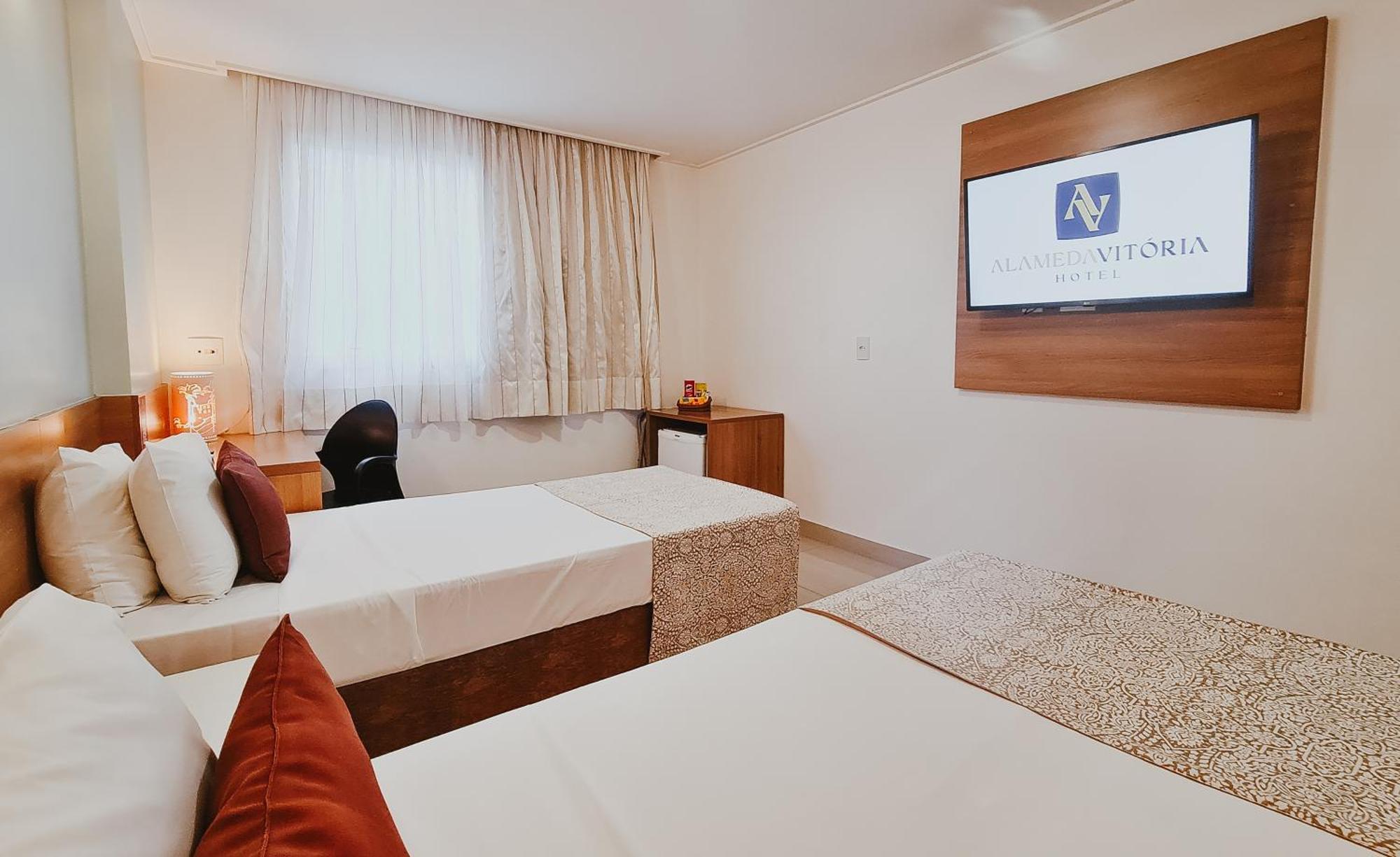 Alameda Vitoria Hotel Esterno foto